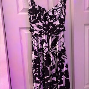 Chic Black and White Floral Maxi Dress